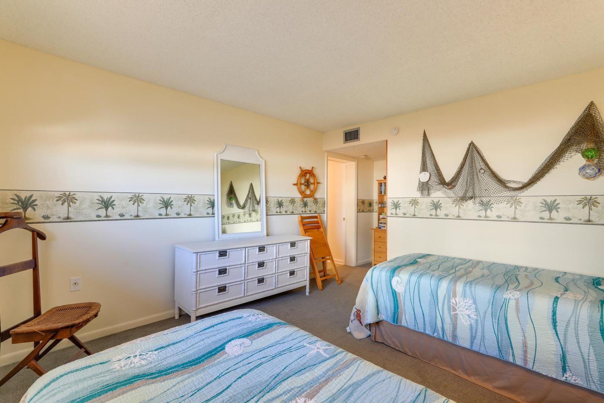 Central Cocoa Beach Condo With View, Steps To Beach! Exterior foto